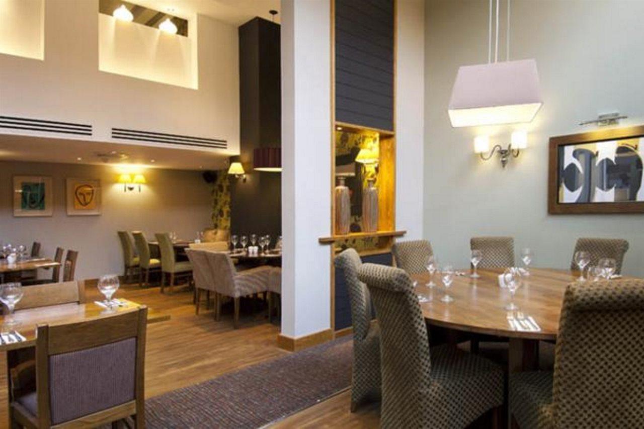 Premier Inn London City Exterior photo